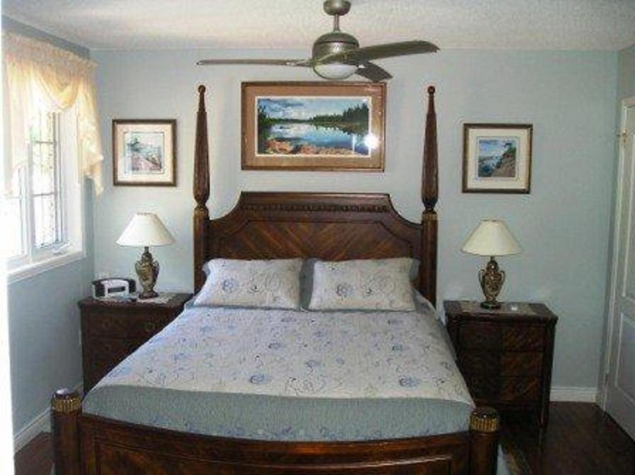 Tucked Inn The Harbour B&B Victoria Harbour Eksteriør billede